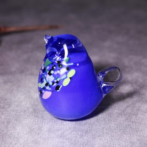 Vintage Handmade Blue Art Glass Bird Figurine Paperweight
