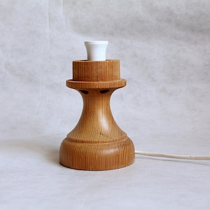 Holz Lampensockel Holz Beleuchtung Tischlampe, Skandinavische Holztischlampe rustikale Cottage Handarbeit aus Holz, Vintage handgedrehte Holzlampensockel