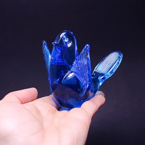 Vintage FM Konstglas Ronneby Sweden Stunning Blue Bird,Glass Figurine Bird,Figure Blue bird,Swedish Blue Glass Bird