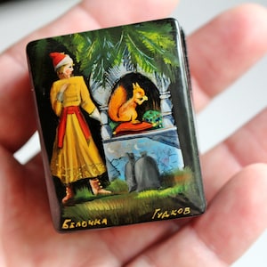 Russian Lacquer Box Gudkof Signed by Artist Decoupage Hand Made Painted,Wood jewelry Box,Vintage Wood box,Jewelry Box,Home Decor