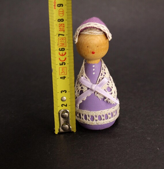 ヴィンテージスウェーデン民芸人形：コレクター向け木製フィギュア