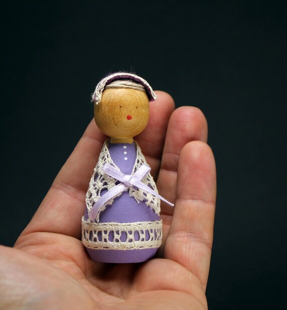 ヴィンテージスウェーデン民芸人形：コレクター向け木製フィギュア