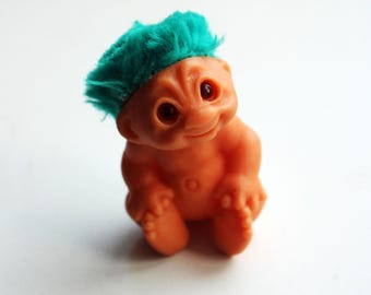 Troll Dam Vintage: Década de 1980, Boneco Bebê Troll Vintage com Cabelo Verde, Item Colecionável Dinamarquês, Troll Dam, Troll Dam ORIGINAL-DAM