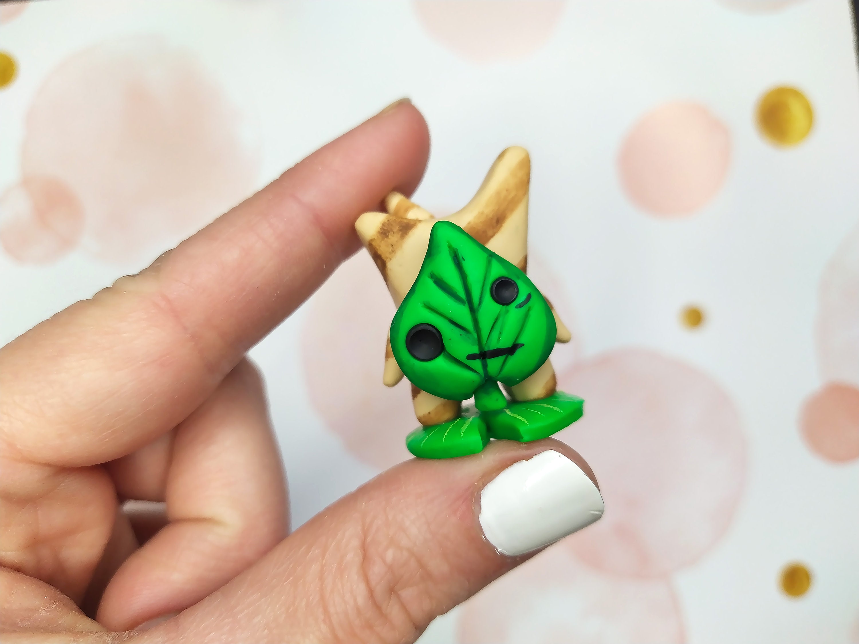 ゼルダの伝説 コログ 木彫り人形セット Amazon.co.jp: コログファミリー 木製 コログ/コロク像 ゼルダ