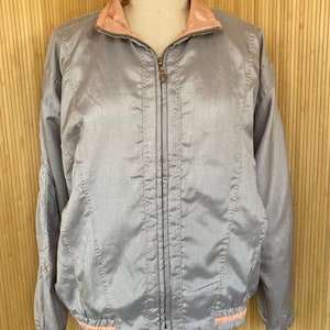 Lichtgewicht jack met staart uit de jaren 80