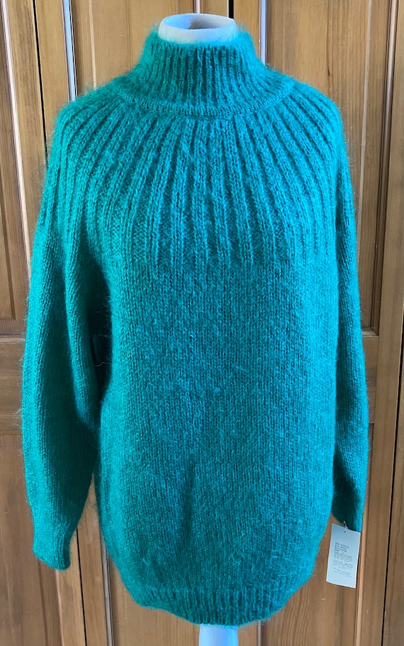 1980s The Import Workshop Emerald Green Sweater NW