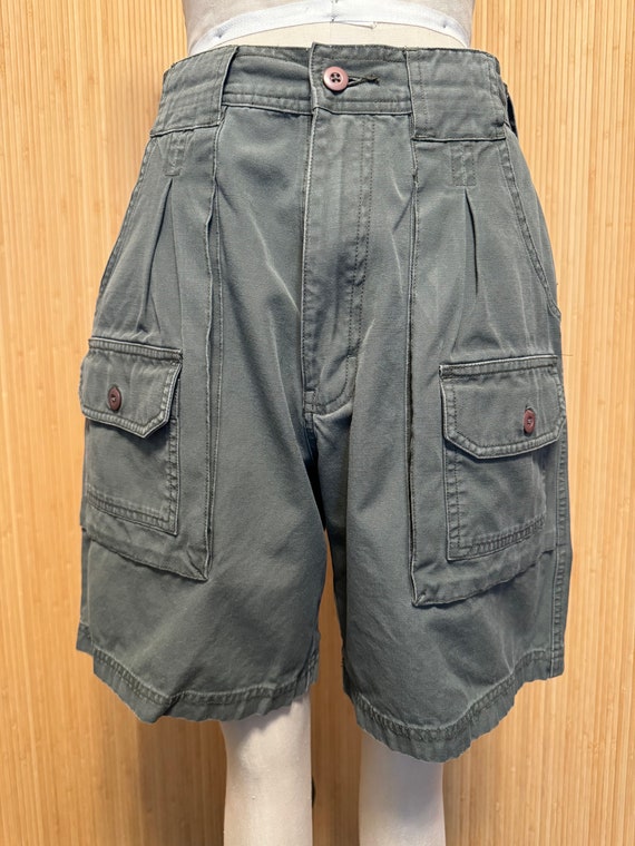 Vintage Olive Green Multi-pocket Camp Shorts