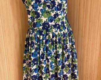 1950s Vibrant Floral Print Dress