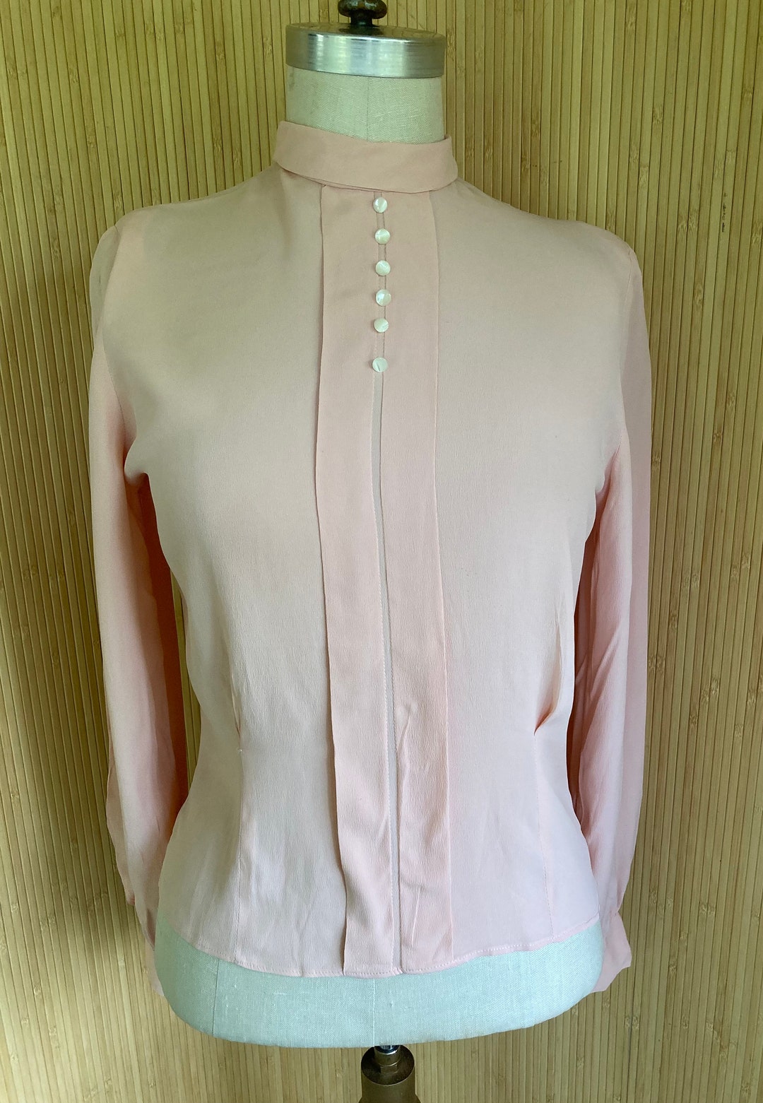 retro organic peach paper thin button blouse... M ,,,