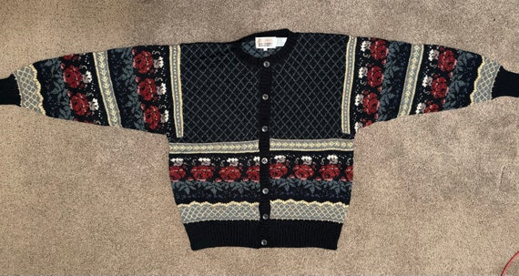80s The Import Workshop Rose Pattern Pullover Swe… - image 2