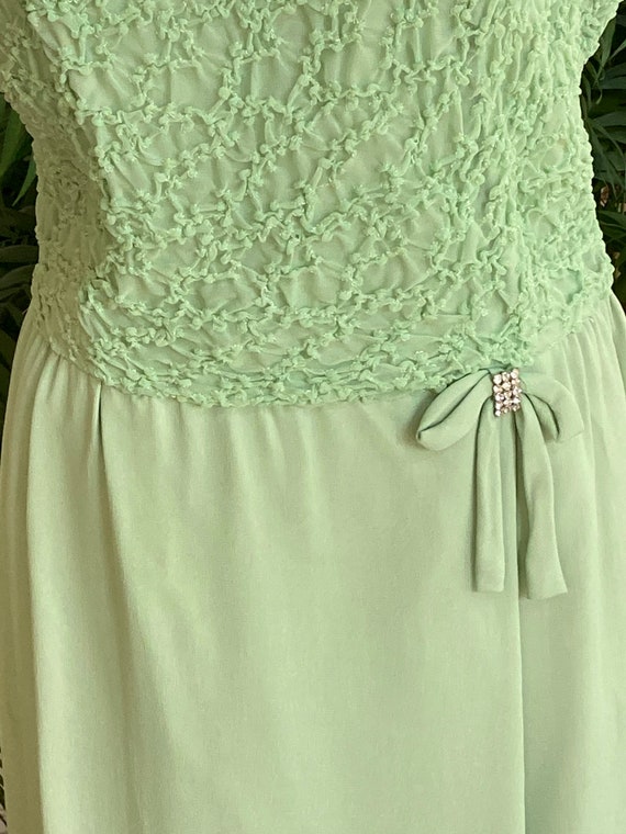 1960s Apple Green Cocktail Dress - image 2