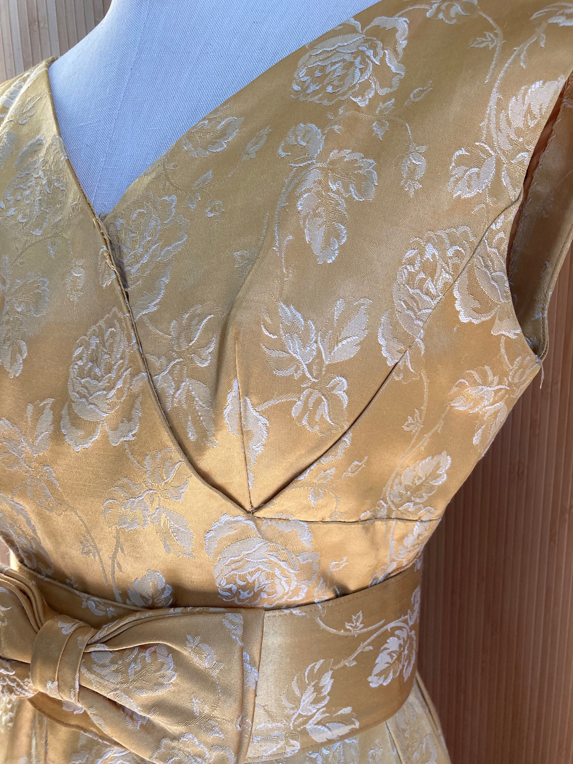 1950s New Look Belted Dress by Gigi Young | XS/S