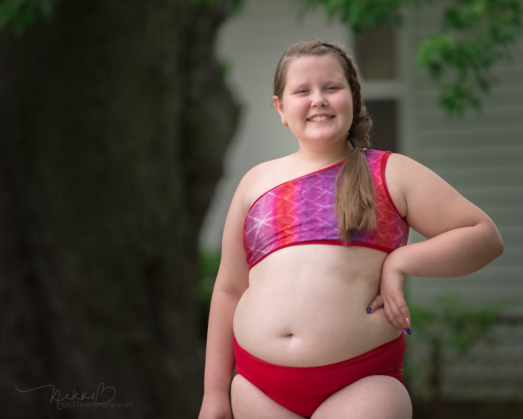 Kids Molly Swimsuit PDF Sewing Pattern image pic