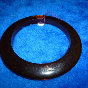 Vintage Bakelite caramel coloured bracelet image 2