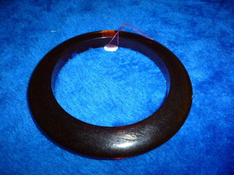 Vintage Bakelite caramel coloured bracelet image 2