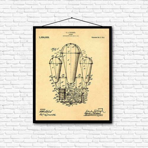 Airship Patent Print Art 1943 - Etsy