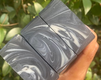 Bentonite clay, Activated charcoal & Eucalyptus soap