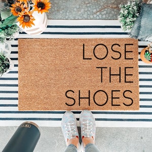Lose the Shoes Doormat | Housewarming Gift | Please Remove Your Shoes Welcome Mat | No Shoes Doormat | Shoes off Doormat | Funny Doormat