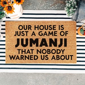 Capacho Jumanji, Capacho Engraçado, Capacho de Boas-Vindas Engraçado, Presente de Boas-Vindas, Presente para Mãe, Capacho Personalizado, Capacho de Porta de Entrada