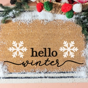 Grey Snowflake Christmas Front Door Mat, PVC Leather Door Mats  Outdoor/Indoor Welcome Mat, White Winter Snowflake Xmas Floor Mats Non-Slip  Doormat