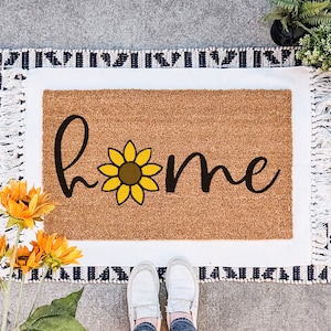 Sunflower Doormat, Home Welcome Mat, Midwest Farmhouse Decor, Housewarming Gift, Cute Summer Front Porch Decor