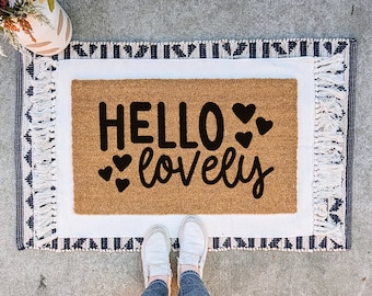 Hello Lovely Doormat, Cute Hearts Door Mat, Welcome Mat, Housewarming Gift, Closing Gift, Funny Doormat, Outdoor Mat, Aesthetic Decor