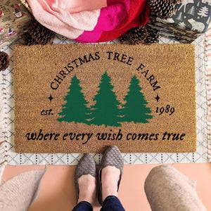 Christmas Tree Farm Holiday Door Mat, Christmas Tree Farm Doormat, Welcome Mat, Winter Decor, Christmas Gift, Seasonal Front Porch Decor Bild 1