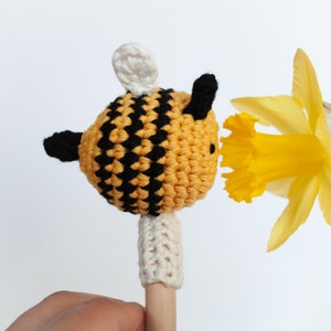 crochet animal, baby toy // BABY BEE// image 4