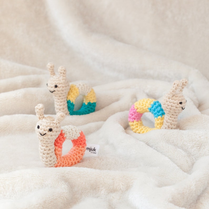 crochet animal rattle, baby toy, handmade snail 'CONNY' image 5