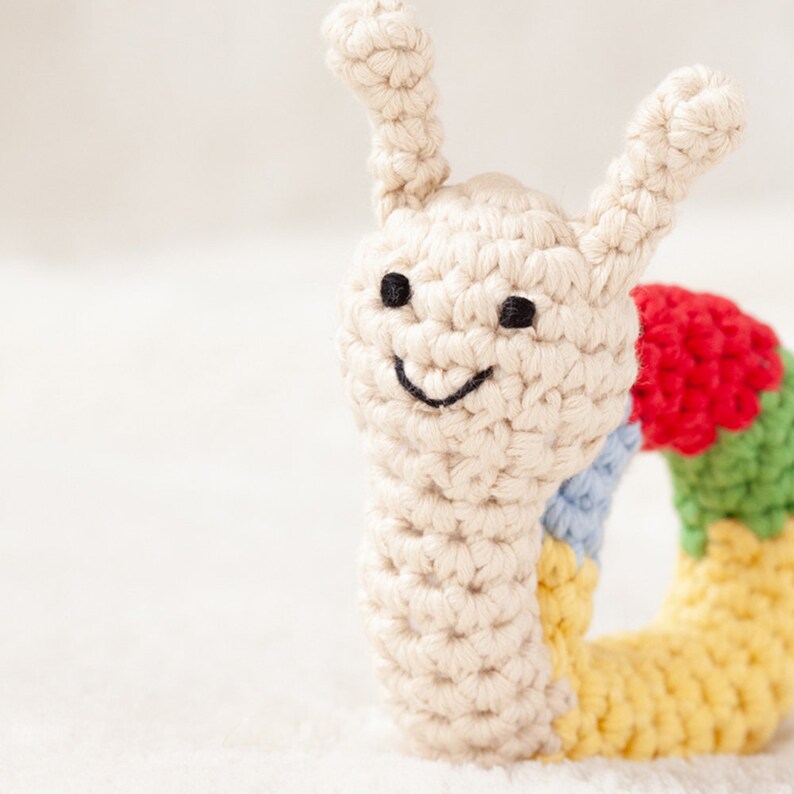 crochet animal rattle, baby toy, handmade snail 'CONNY' image 4