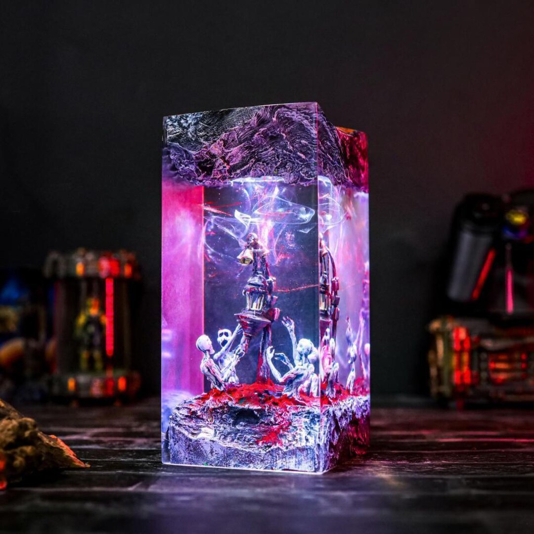 Bloodborne Messengers Checkpoint Night Light, Fromsoftware Game Resin ...