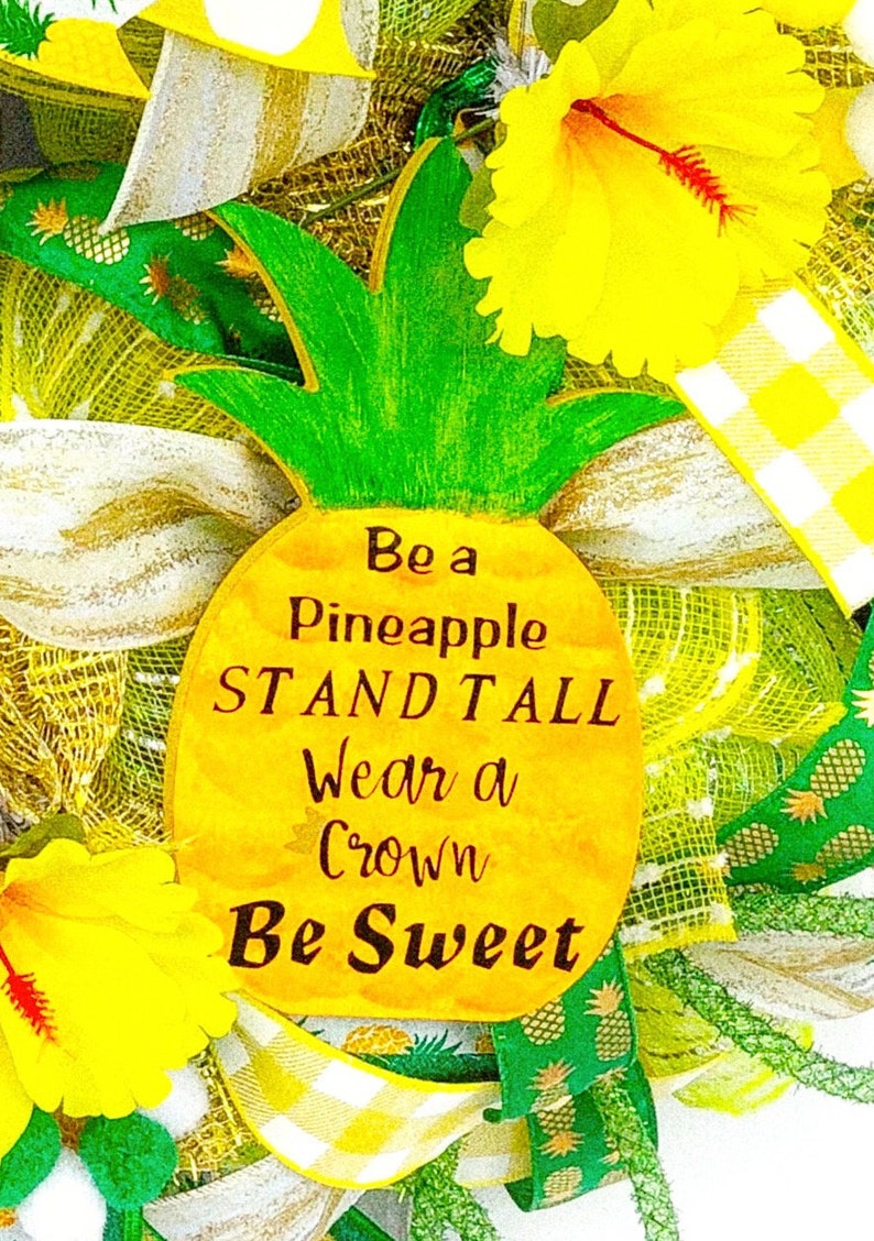 Pineapple gift Summer wreath Pineapple door hanger Summer wreath for front door Pineapple wreath Pineapple wall decor Pineapple decor