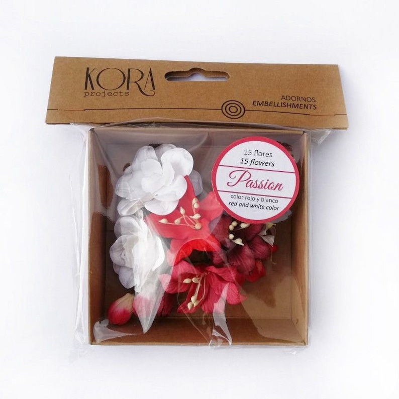25-009 Mix Of Flowers KORA Projects Red And White Flowers Bouquet Of Flowers KORA Flowers KORA Passion Flowers