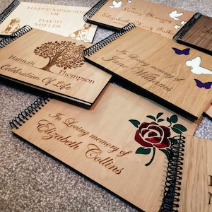 Livro de visitas rústico, de madeira, em memória, memorial, personalizado e gravado. Lembrança, memórias, celebração da vida. Golfe, Futebol, Flores.