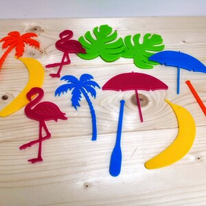 Wooden and Acrylic Flamingo Shapes in a range of sizes, Ideal for crafting image 2