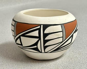 Native American S Zuni Isleta Pueblo New Mexico 3" Small Jar Pot Pottery EUC Vtg