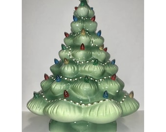 LENOX Christmas Tree Treasured Traditions Green Porcelain Light-Up 13.5"