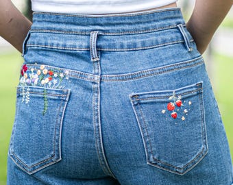 Wildblumen bestickte Jeans, Sterne und Erdbeeren bestickte Jeans, Retro Vintage Style handgemachte Jeans für Frauen, Geschenk für sie