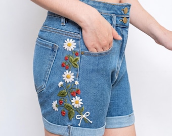 Strawberry Daisy Bow Embroidered Denim Shorts Women, Cottagecore High Waisted Jean Shorts Summer Outfit