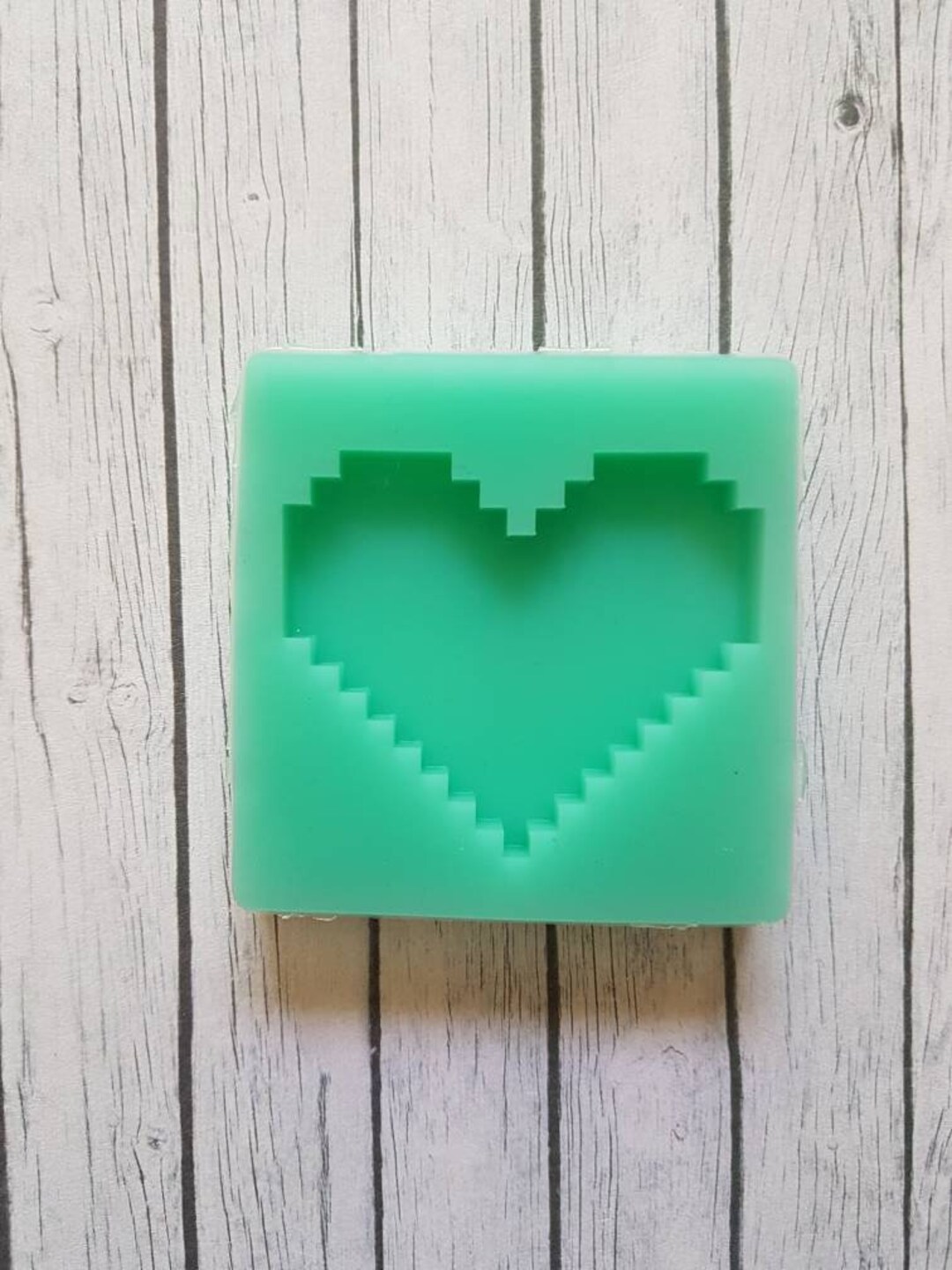Resin Silicon Mold Heart Pixel Heart 8 Bit Silicone Mold Ice Cube Mold