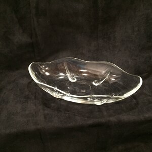 Vintage Clear Glass Teardrop Footed Oval Serving Dish 9 in x 5 in