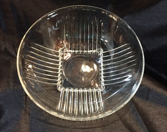 Depression Glass Federal Glass Park Avenue Bowl with Vertical Ribs and Square Base