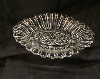 Vintage Anchor Hocking Clear Pressed Depression Glass Oval, Ruffled Edge, Candy, Pickle, Relish Serving Dish. Loop & Diamond Pattern #5061