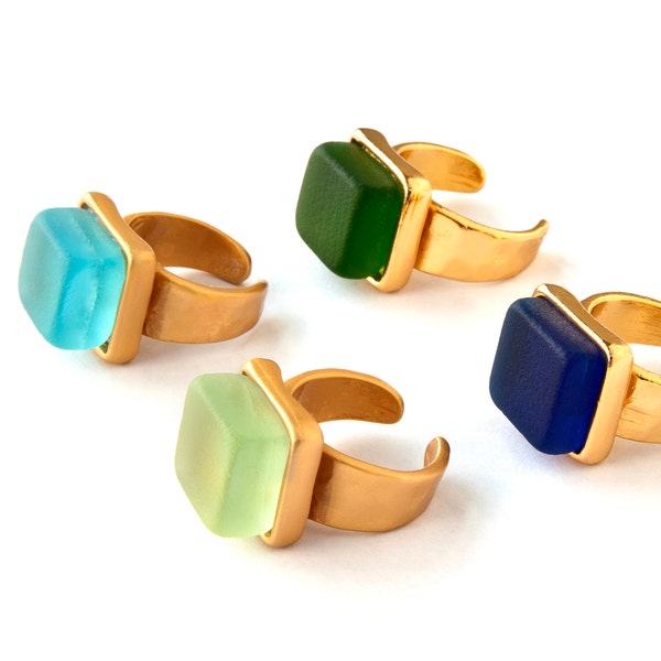 Adjustable Statement Ring with Recycled Wine Bottle Glass and Gold Band | Sustainable Fashion Cocktail Rings | Eco Friendly Products
