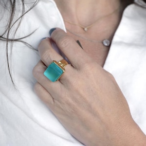 Recycled Wine Bottle Glass Cocktail Ring | Adjustable Gold Band