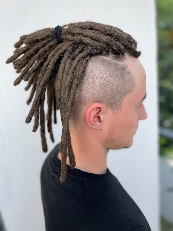 11 Awesome Short Dreads Hairstyles for Men [2024 Guide]