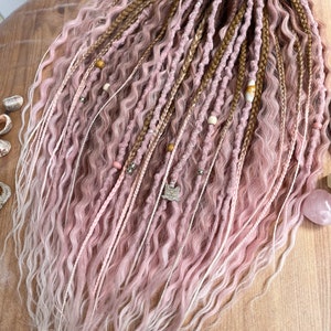 Curly mix, favorite pink,Synthetic Dreads, dready waves, pink blonde white dreadlocks extensions with accessories, pendants, boho hairstyle
