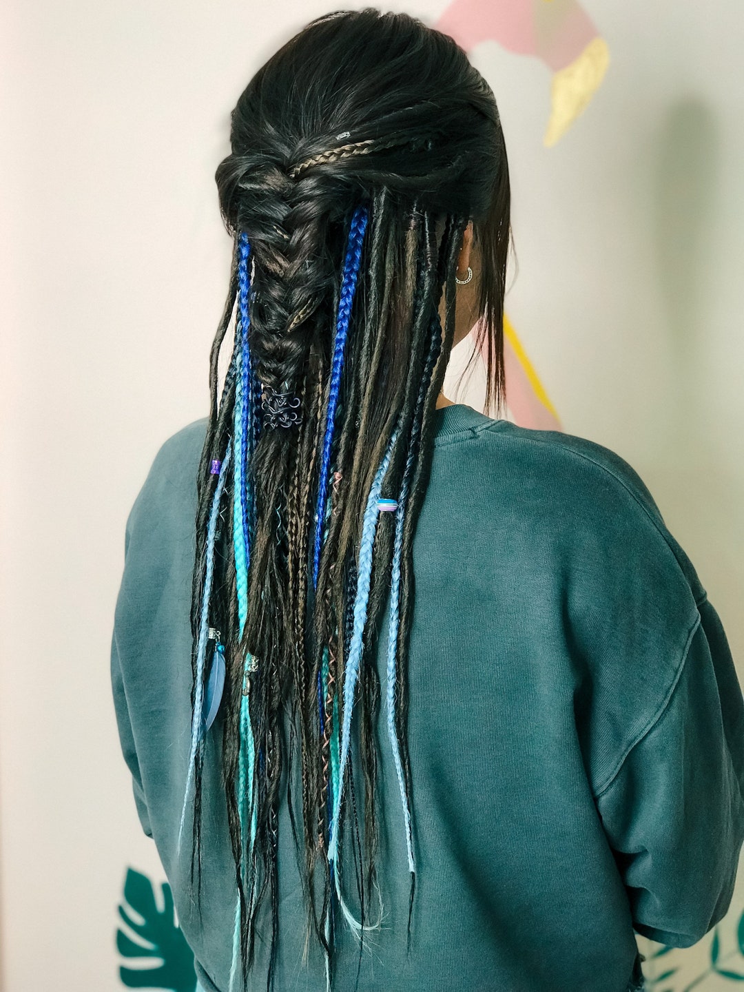 Applying Synthetic Dreadlocks, A Guide