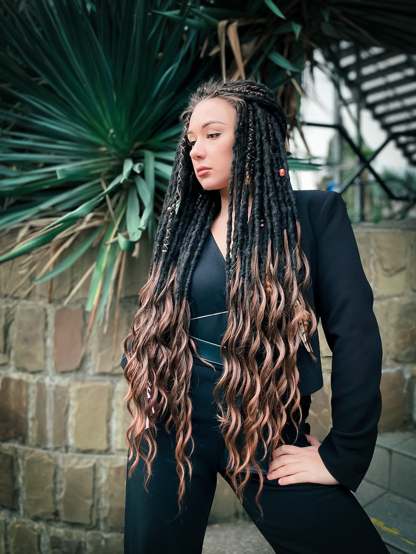 Juju Synthetic Dreads: Black & Reddish Brown Crochet Dreadlocks