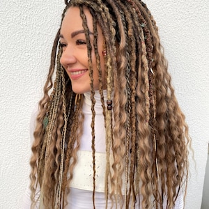 Synthetic Dreads, Bohemian set dready waves, natural reddish blonde, copper, light brown dreadlocks with accessories, pendants, boho style